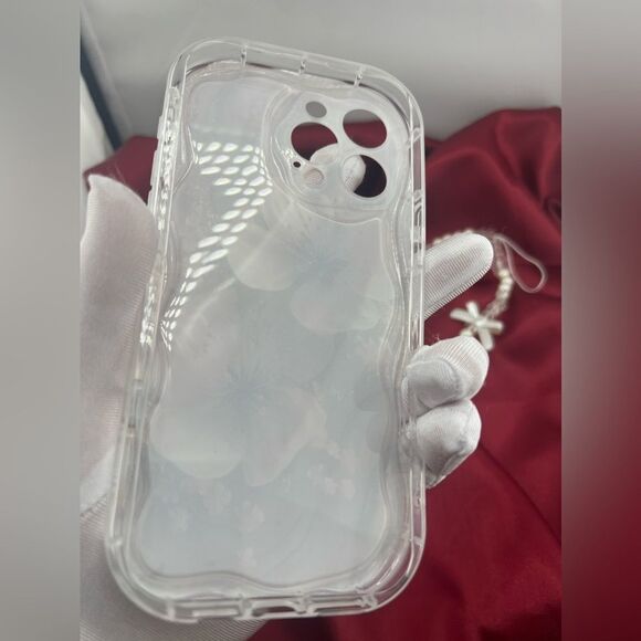 Floral Pearl Phone Case iphone 16 pro max- Cream and Gold - Picture 7 of 7